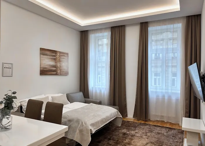 Close To Schoenbrunn I Bright Flat, Fast Wifi Apartmán *