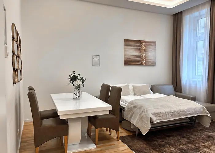 Close To Schoenbrunn I Bright Flat, Fast Wifi Apartmán
